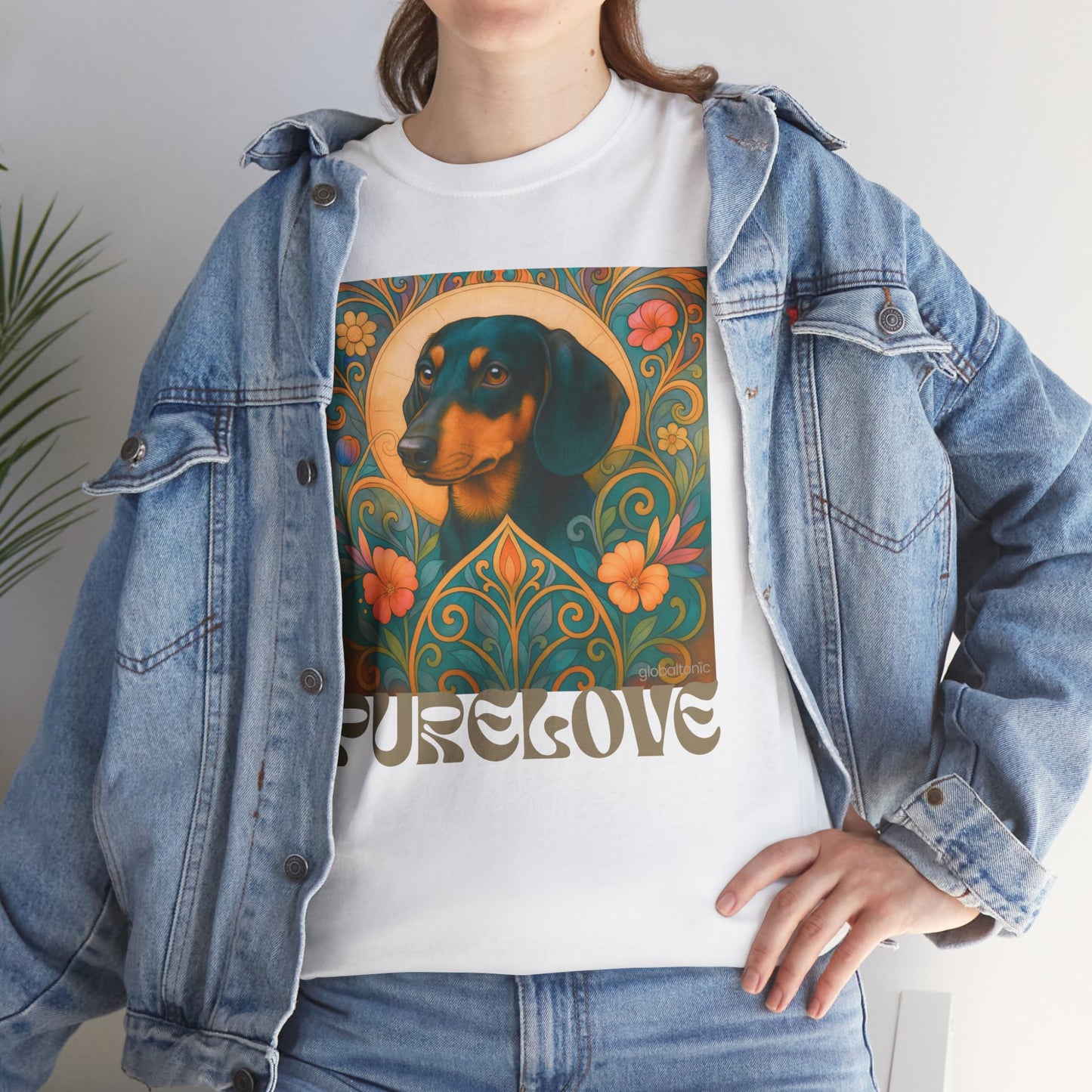 Dachshund Black Tan Shorthair Vintage Graphic T-shirt - Unisex Cotton Tee for Dog Lovers