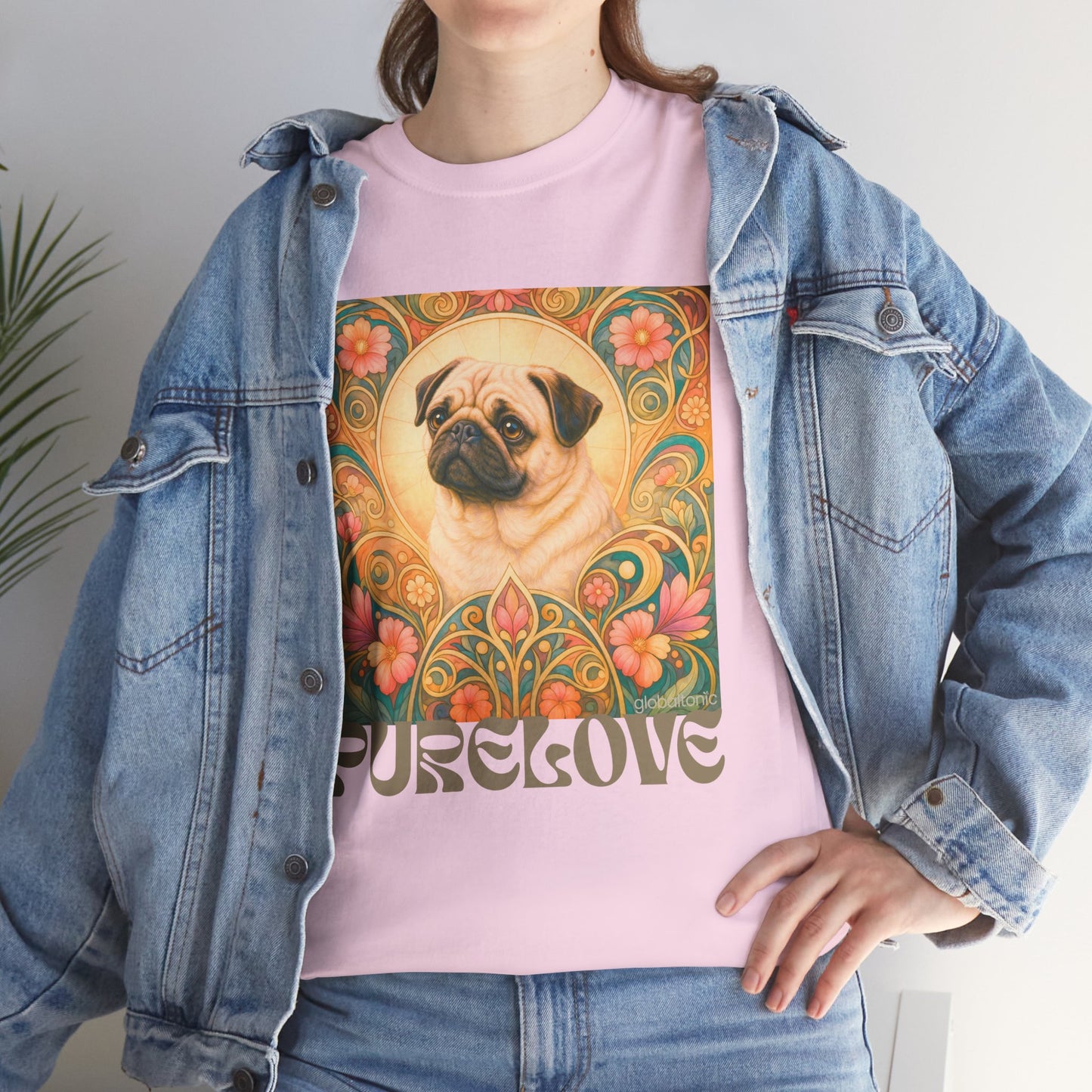 Pug Tan Vintage Graphic T-Shirt – Unisex Cotton Tee for Dog Lovers