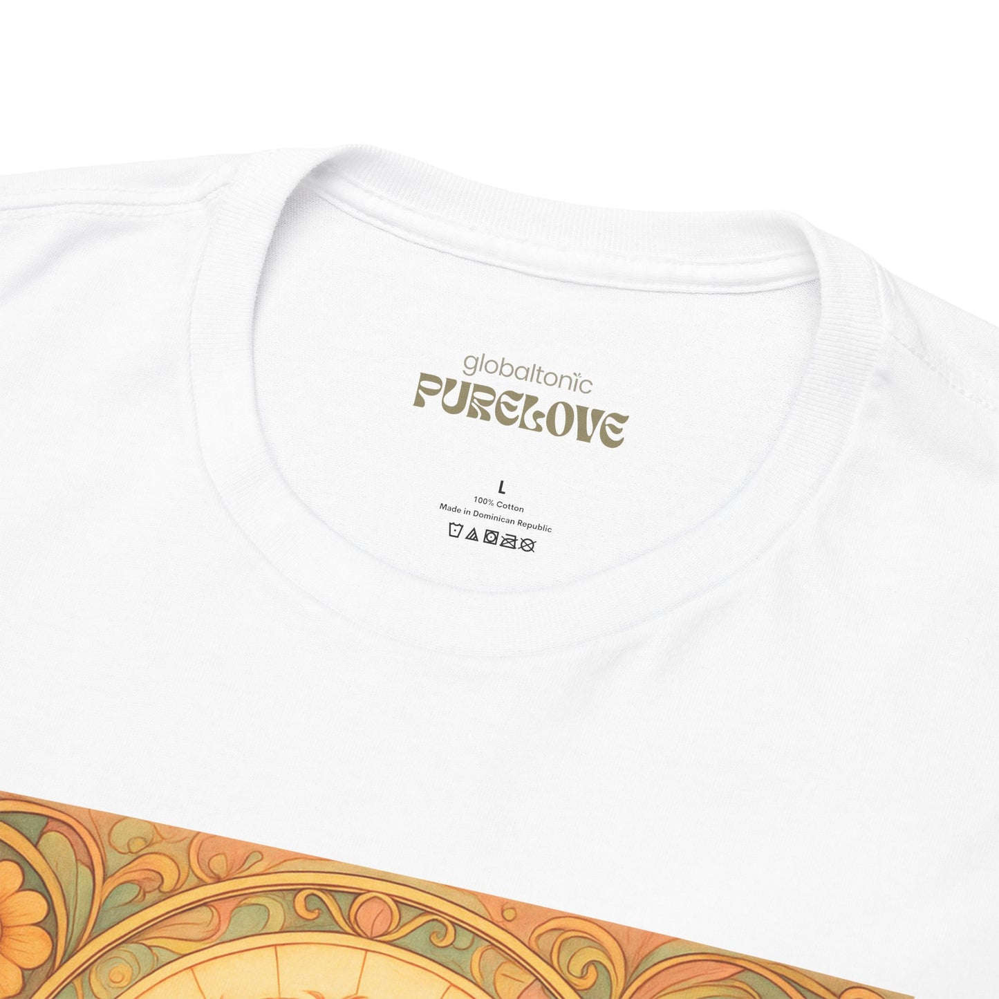 Strawberry Cavapoo (Cavoodle) Vintage Graphic T-shirt -Unisex Cotton Tee for Dog Lovers