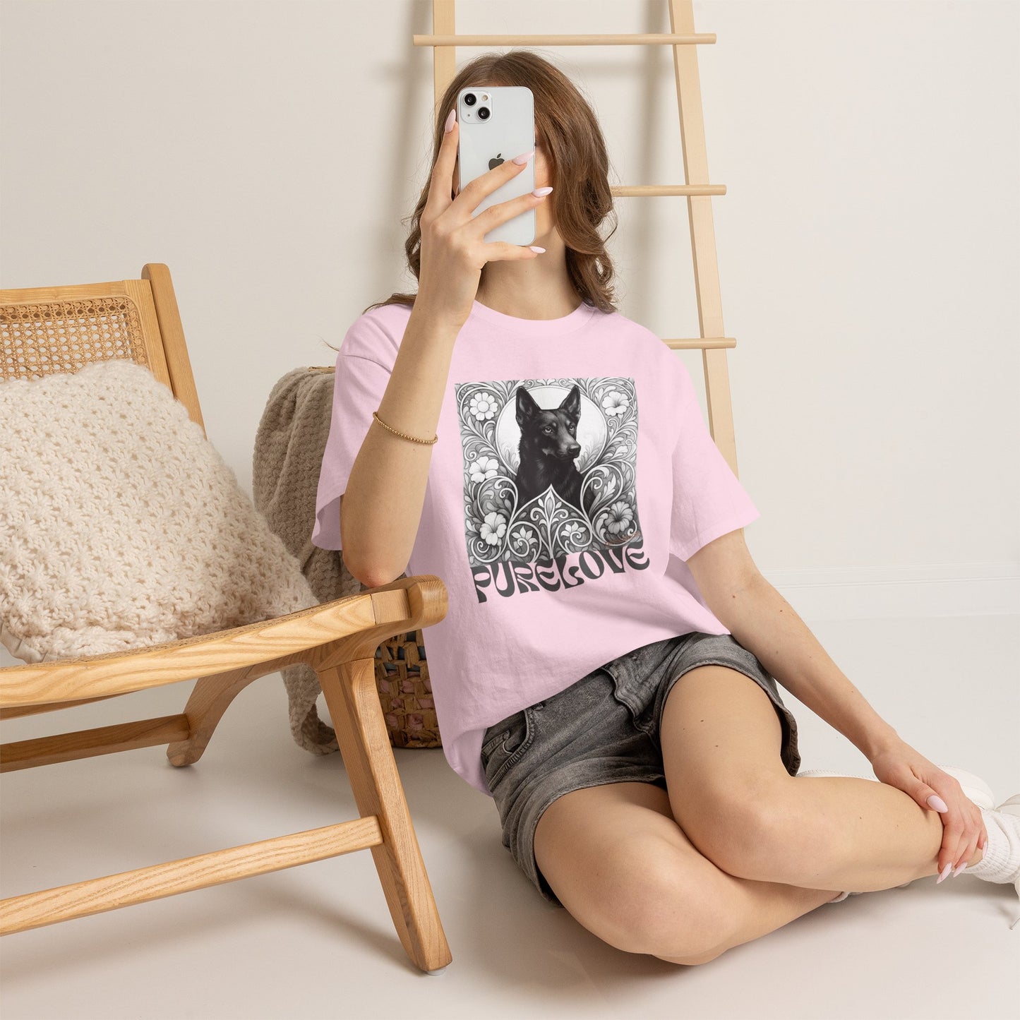 Kelpie Black Vintage Unisex Cotton Tee for Dog Lovers (Black & White)