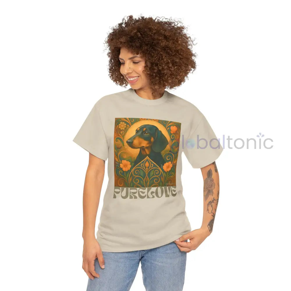 Dachshund Shorthair Vintage Graphic T-shirt - Unisex Cotton Tee for Dog Lovers T-Shirt