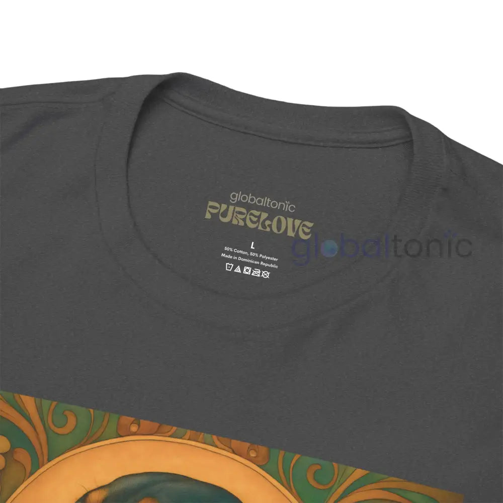 Dachshund Shorthair Vintage Graphic T-shirt - Unisex Cotton Tee for Dog Lovers T-Shirt