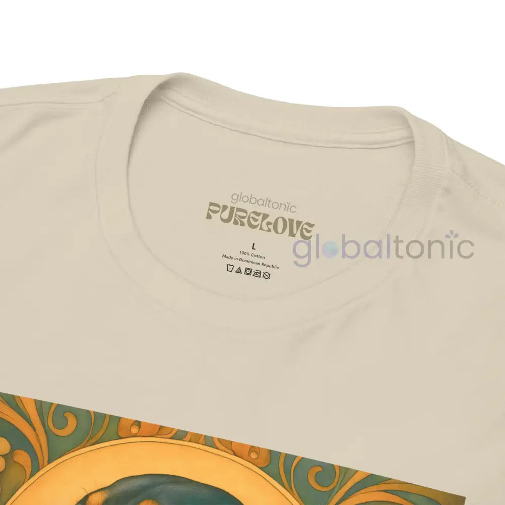 Dachshund Shorthair Vintage Graphic T-shirt - Unisex Cotton Tee for Dog Lovers T-Shirt