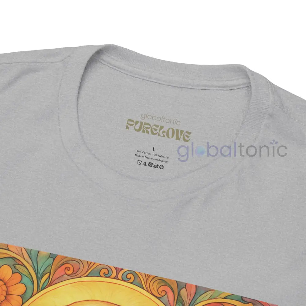 Golden Labrador Vintage Graphic T-shirt - Unisex Cotton Tee for Dog Lovers T-Shirt