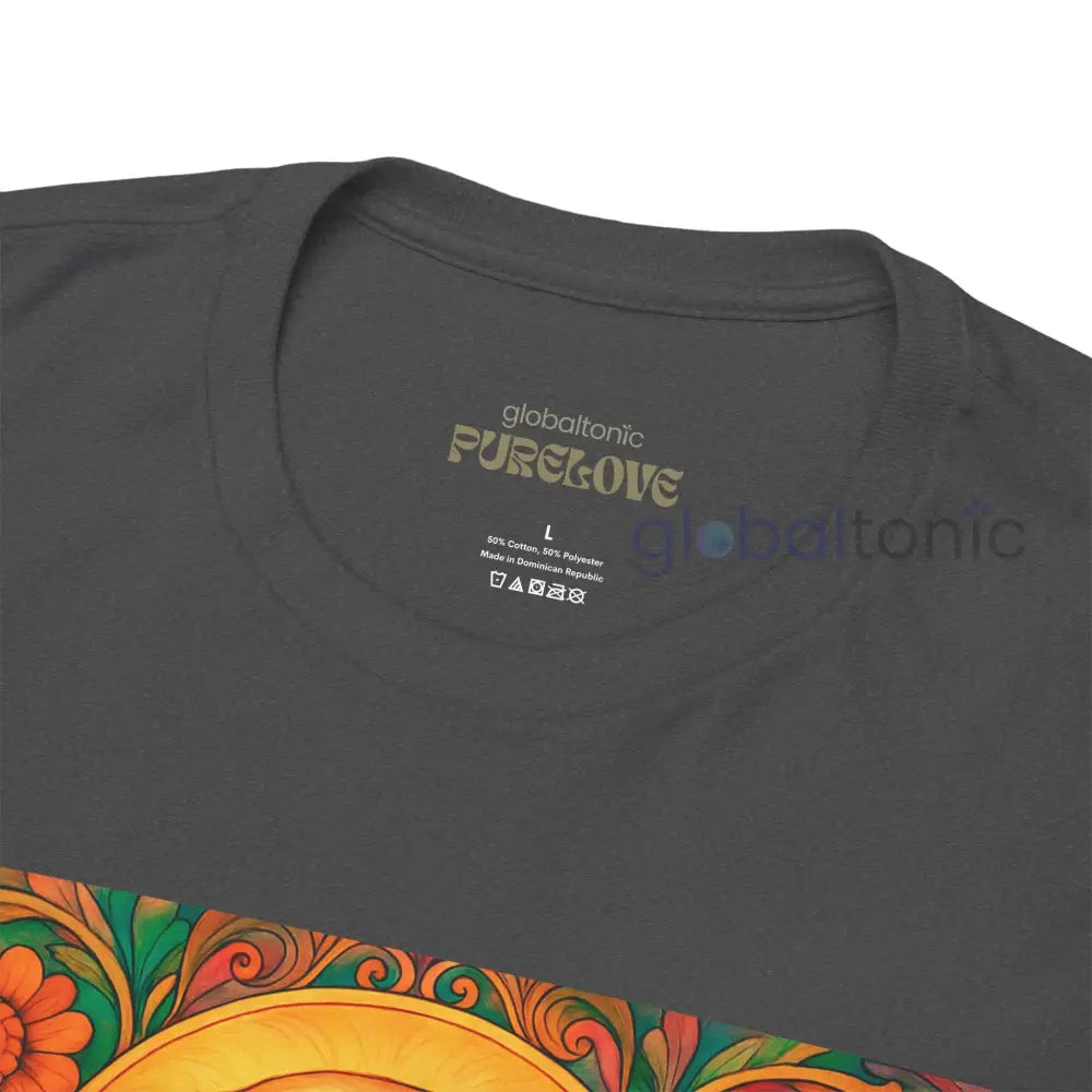 Golden Labrador Vintage Graphic T-shirt - Unisex Cotton Tee for Dog Lovers T-Shirt