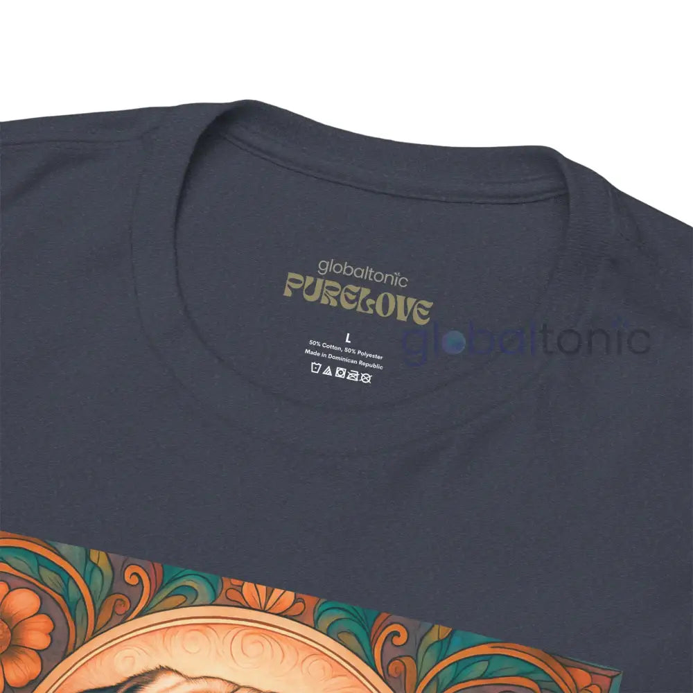 Pug Vintage Graphic T-Shirt – Unisex Cotton Tee for Dog Lovers T-Shirt